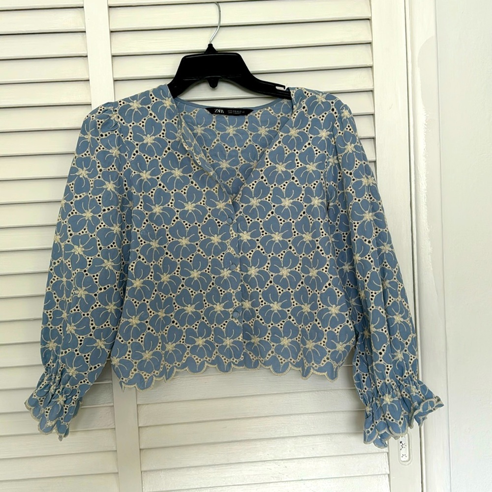 Zara Blue and Cream Lace Blouse